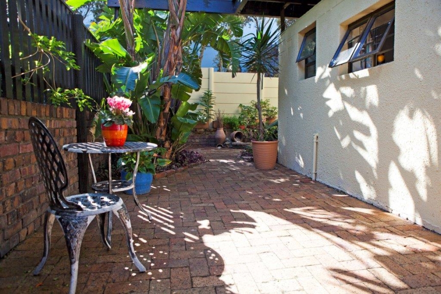 8 Bedroom Property for Sale in Fish Hoek Western Cape